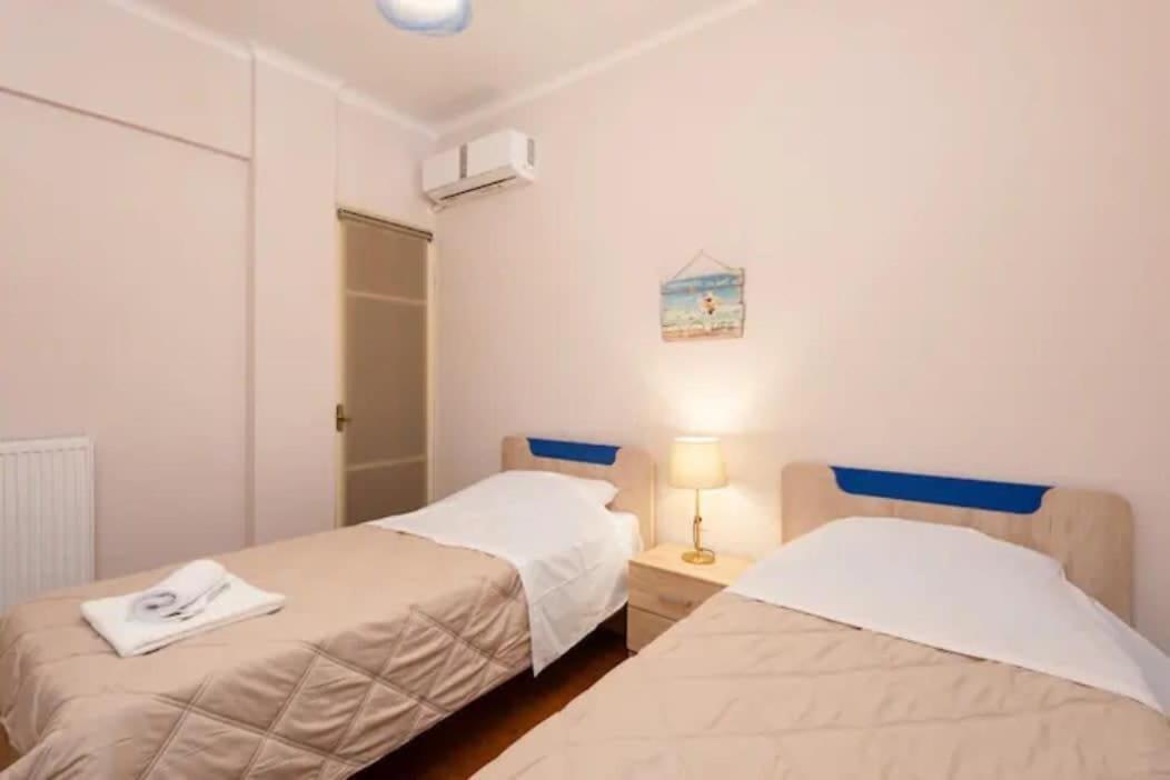 Private Pristine Balcony Home- Heart Of The Center Tesalonika Bagian luar foto